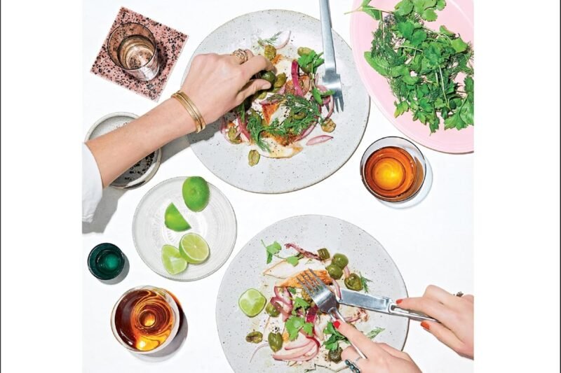 Dining In: Highly Cookable Recipes: A Cookbook